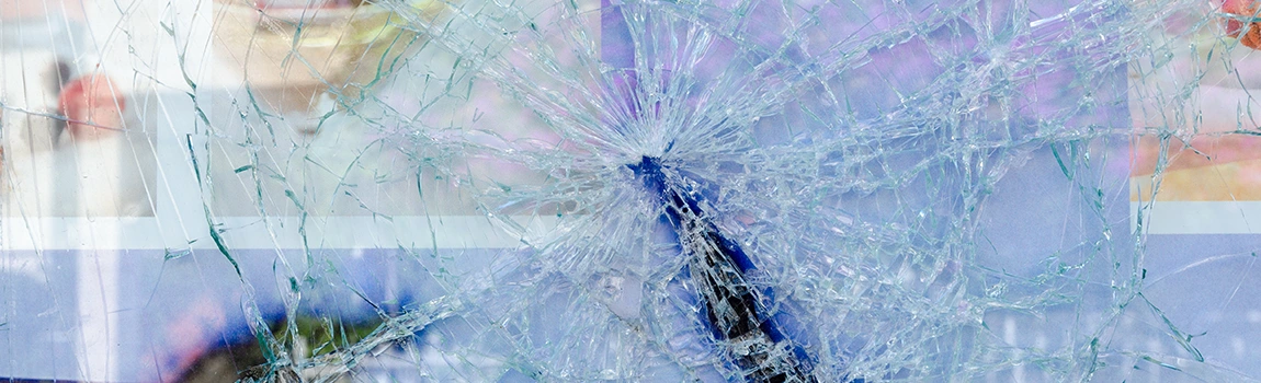 Window Broken Glass Repair in Wellington, FL